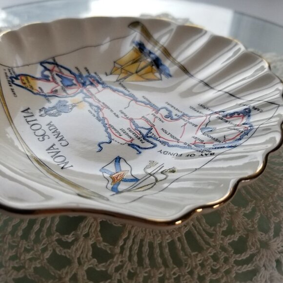 Nova Scotia Shell-Shaped Trinket Dish NS Map Sandland England Vintage Rare Find - Picture 4 of 9